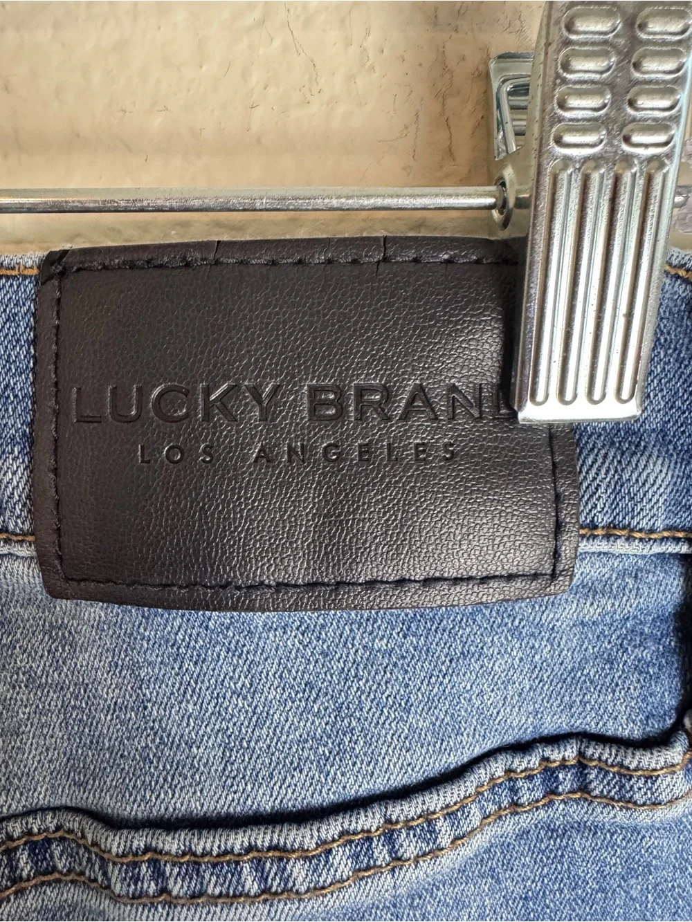 Lucky Brand 410 Athletic Slim Fit Men's Jean - Parivale, 30x32